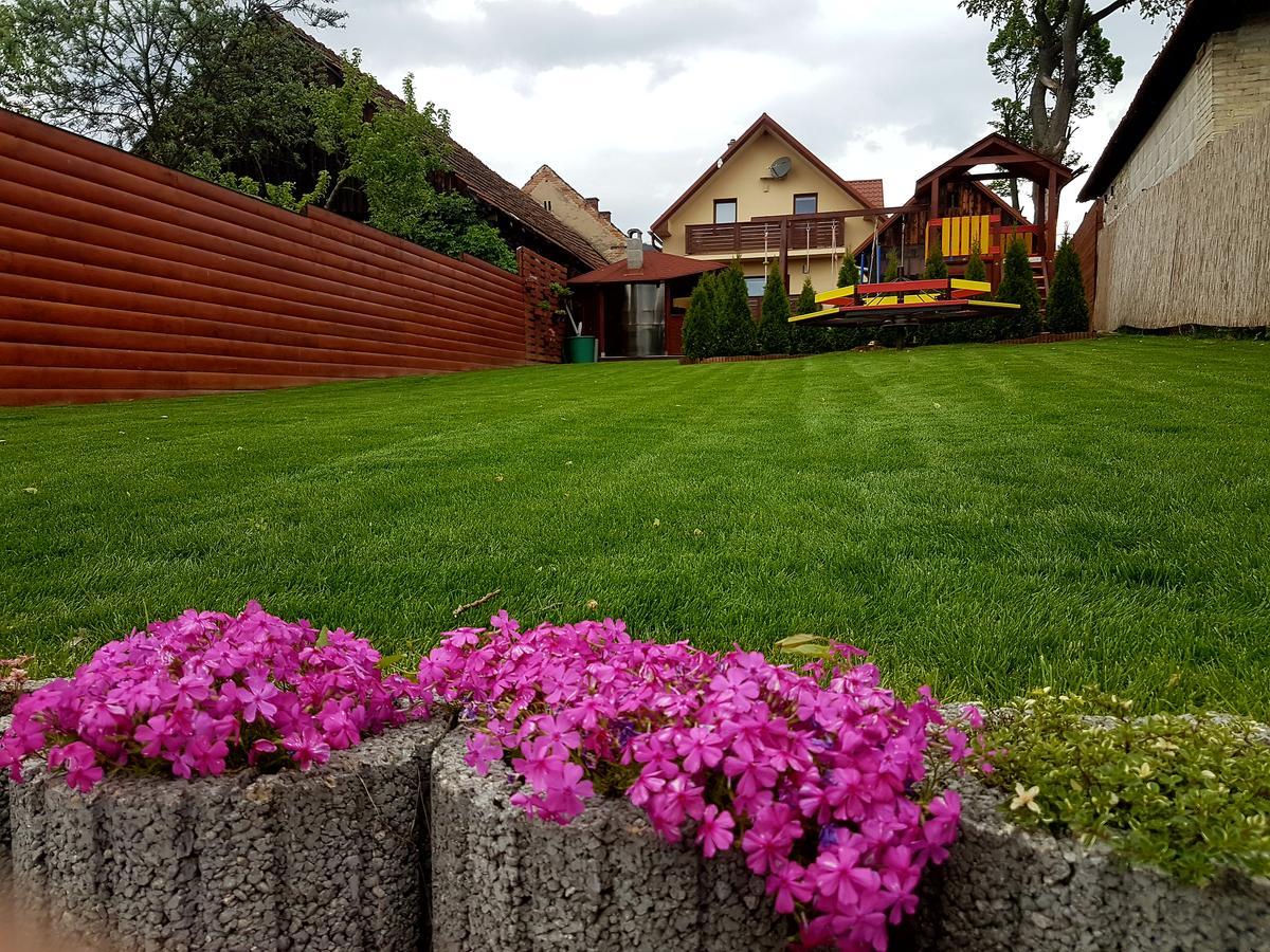 Villa Lienka Bešeňová 외부 사진
